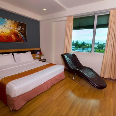 Mariner Hotel Labuan Eksteriør billede